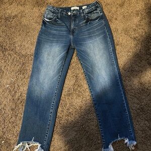 KanCan women’s signature, high-rise, cropped, straight, jean. Size 28